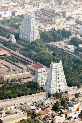 Tiruvannamalai Town Center – Your Hub for Daily Essentials and Local Flavor